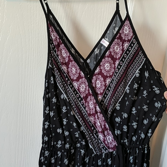Romper - Picture 3 of 5